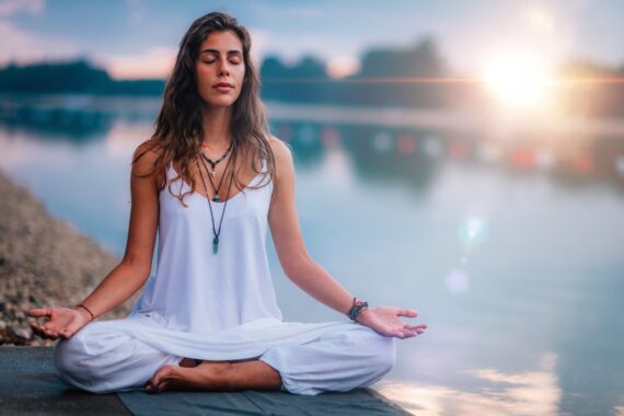 Mindfulness, significato e benefici: come praticarla e ridurre lo stress