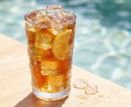 Tisane fredde: come prepararle, benefici e proprietà da scoprire